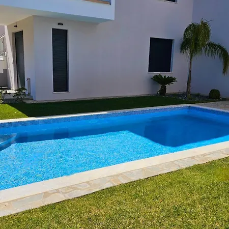 Terpsi's Loft With Pool Access By Horizon Homes * Orfánion