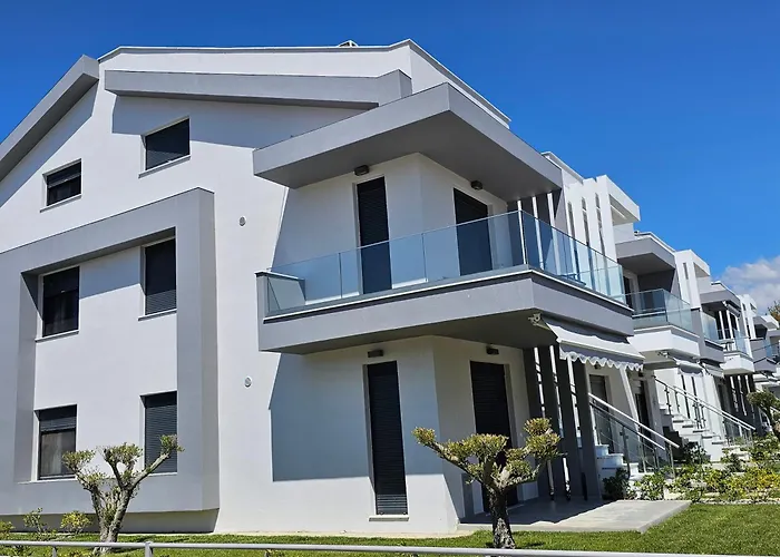 Terpsi's Loft With Pool Access By Horizon Homes 公寓