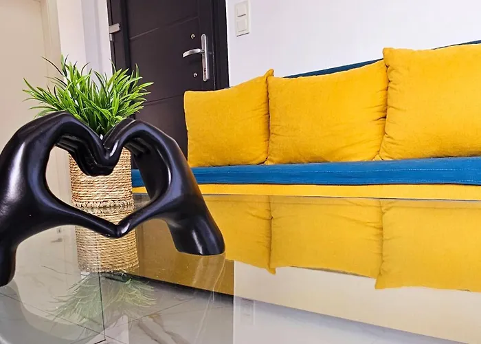 公寓 Terpsi's Loft With Pool Access By Horizon Homes