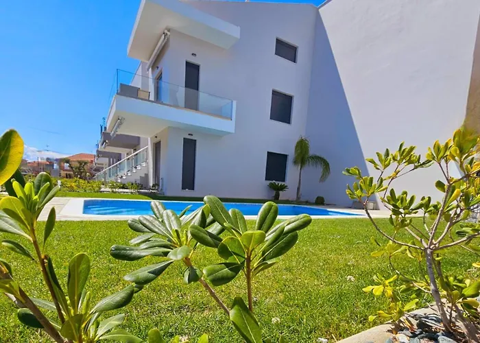 公寓 Terpsi's Loft With Pool Access By Horizon Homes